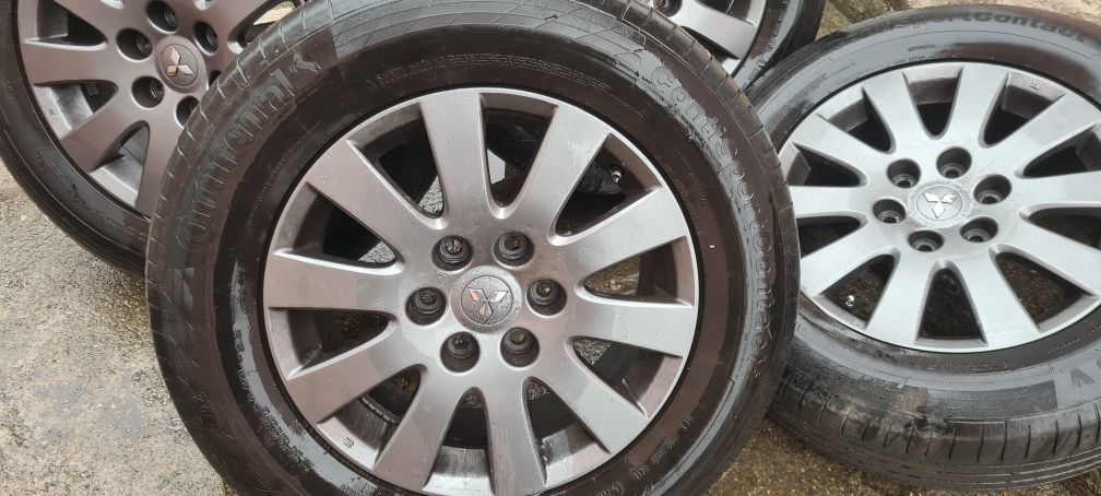 18ц джанти с гуми за мицобиши паджеро l200 l3oo..