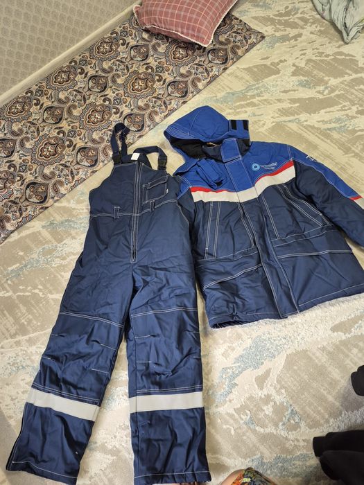 Продам спец одежду