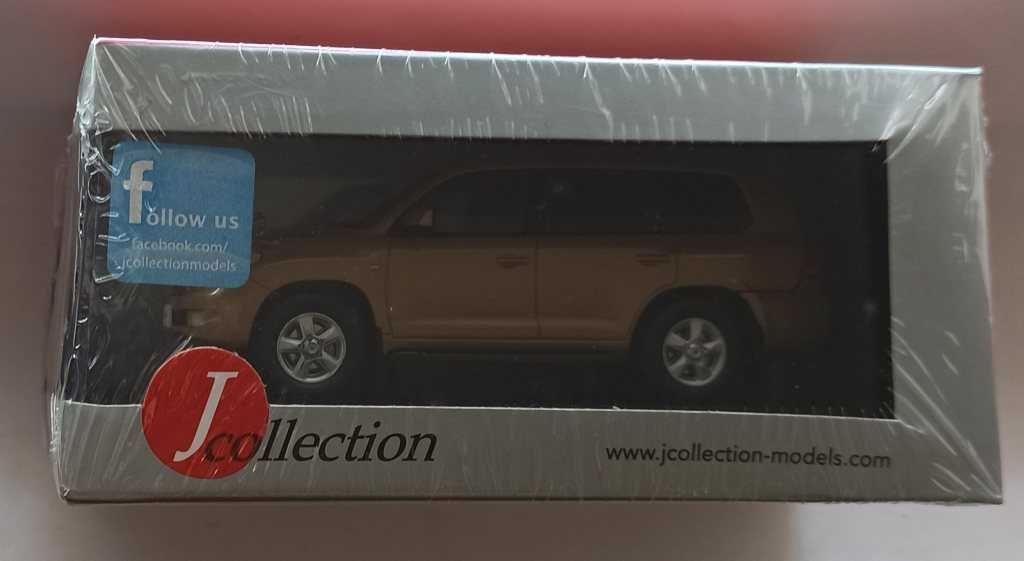 Macheta Toyota Land Cruiser 200 2010 - JCollection 1/43