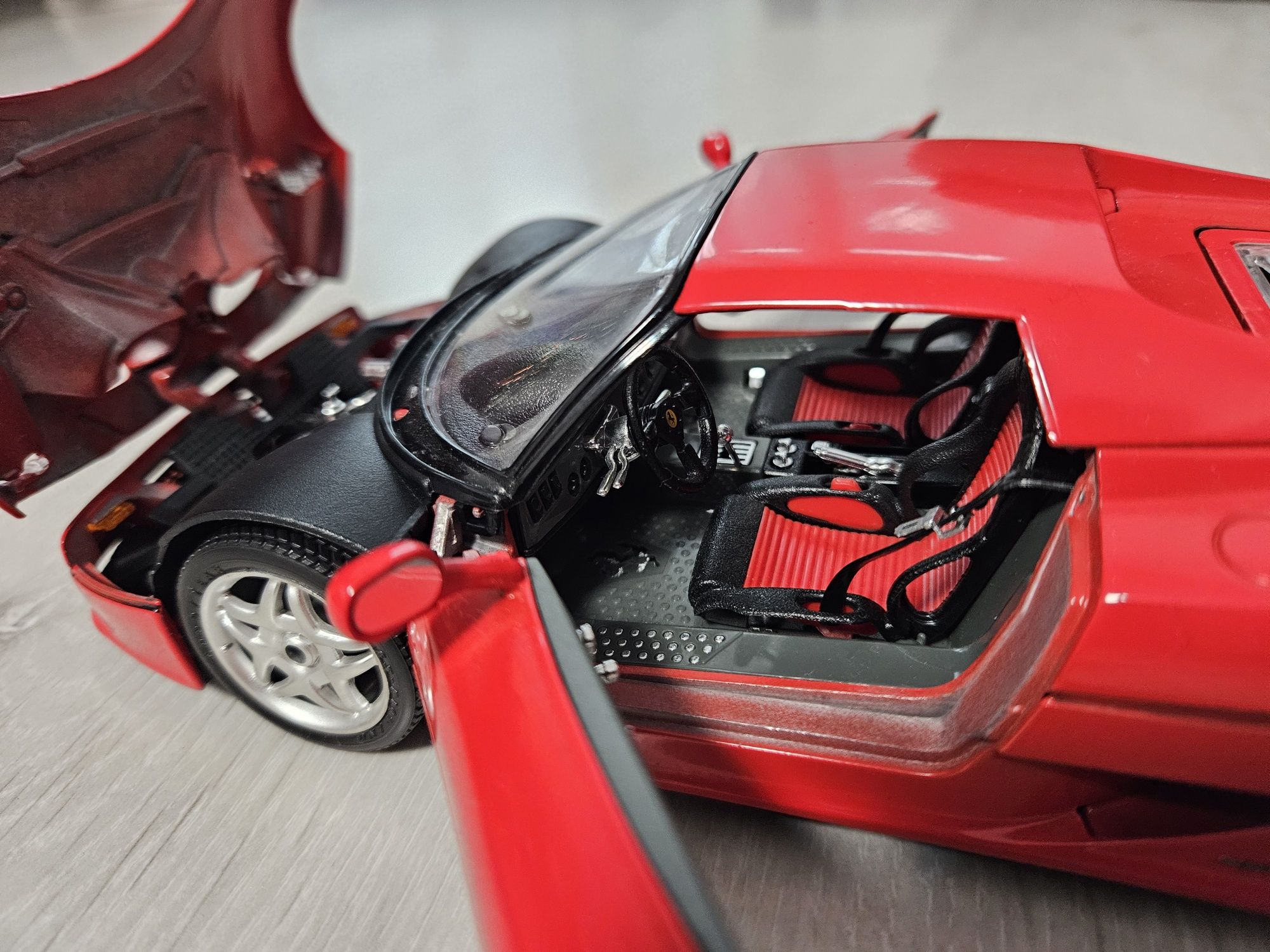 Macheta Ferrari F50 Burago 1:18 Impecabila