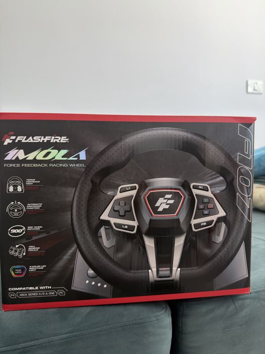 Vand volan pentru jocuri