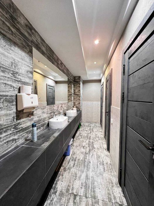 ОФИСНОЕ ЗДАНИЕ
Яккасарайский район, ор-р Ракатбоши
4 уровня + подвал