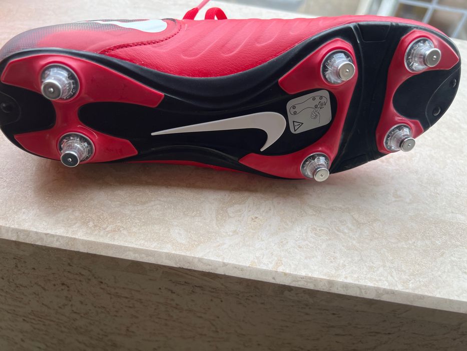 Футболни обувки - Nike tiempo