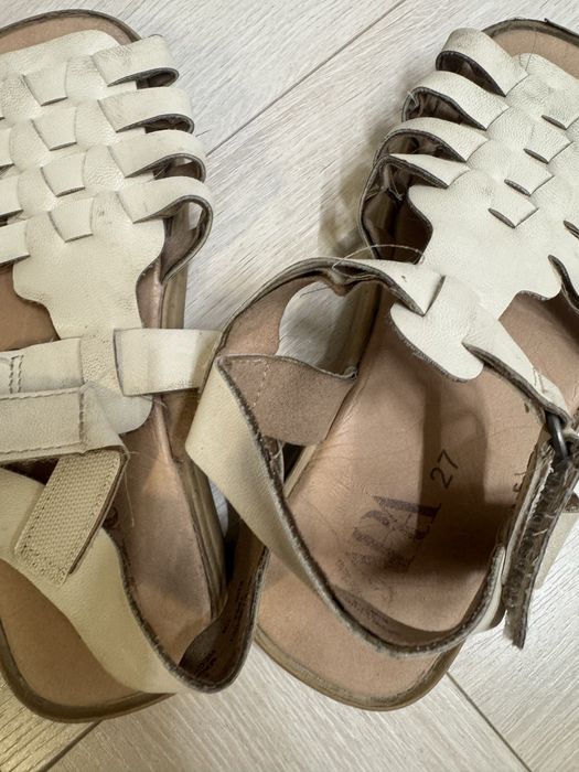 Сандалии для девочек Zara