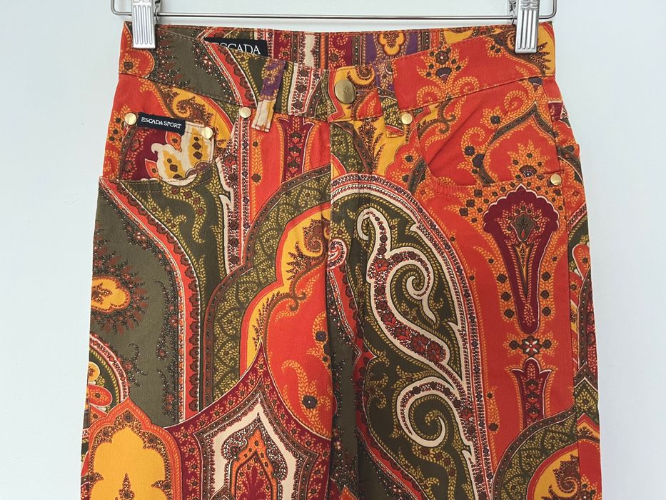 Blugi vintage Escada Sport