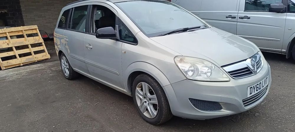 Dezmembrari / Dezmembrez Vauxhall Zafira B 1.6 Z16XER cod cutie M26 cod culoare GBF