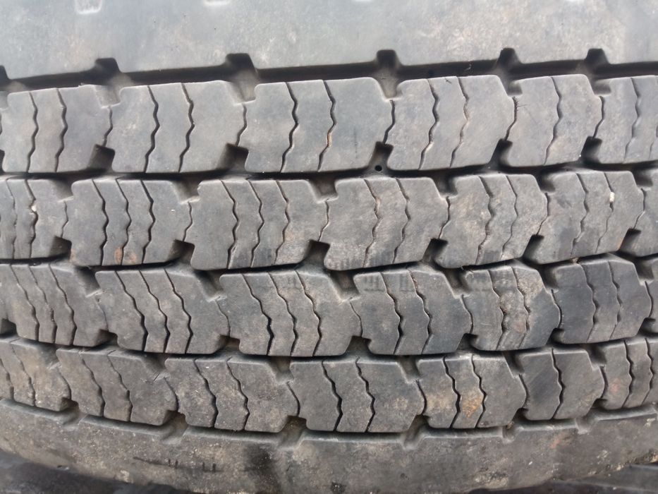 4 anvelope Michelin X Coach  295 80 22.5