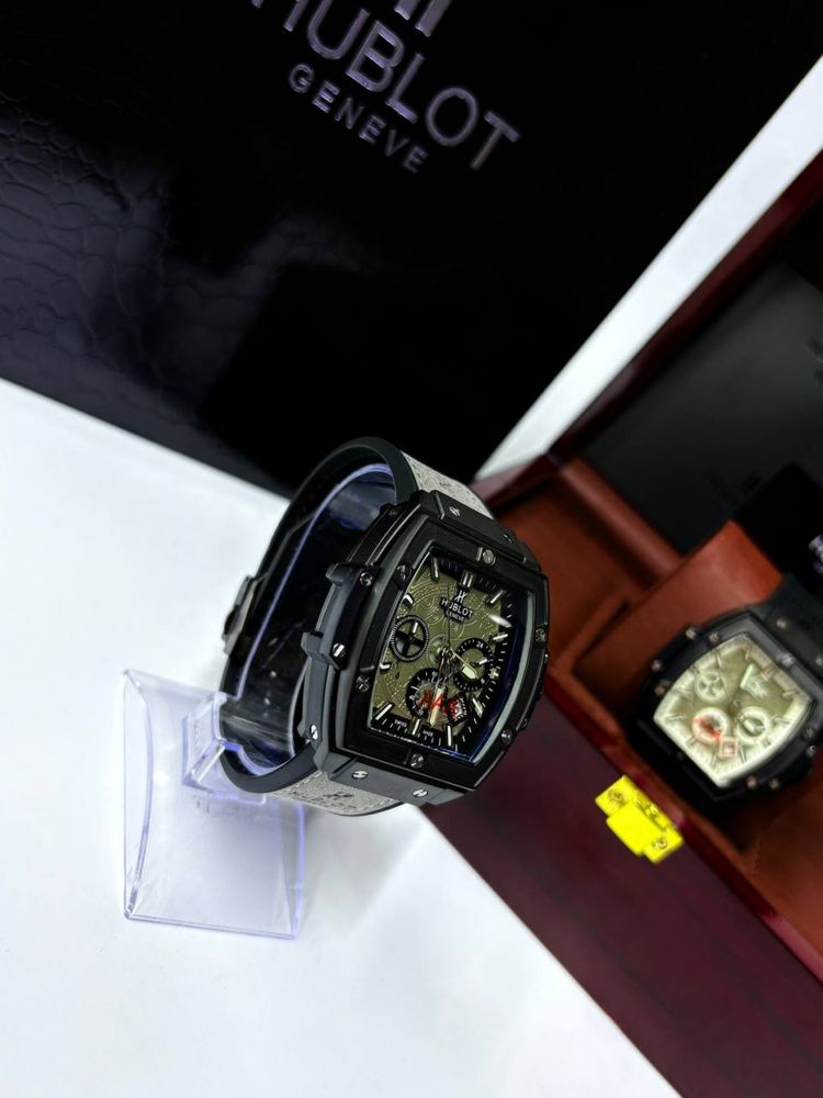 Часы Hublot  Стиль и статус по доступной цене