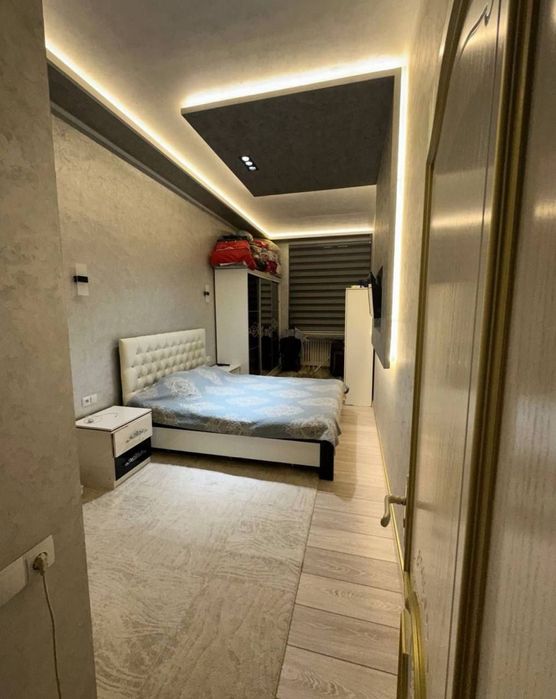 Срочно!Новостройка  на Дархан -Басри баба 3/2/8 общ пл 96м с мебелью