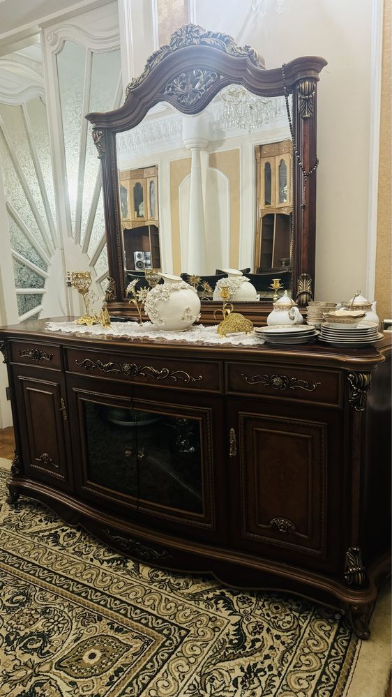 Стенка и комод для гостиной