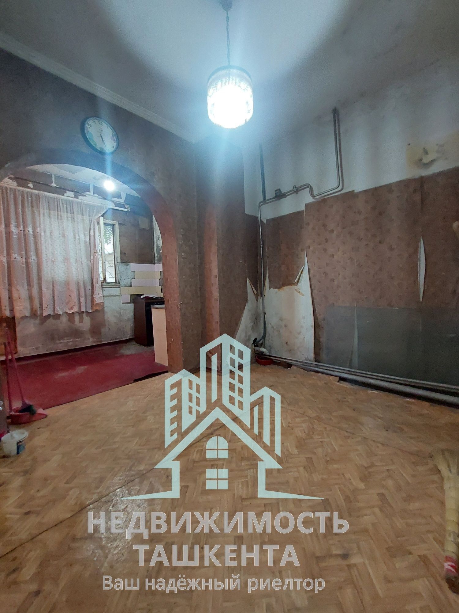 Продаётся 4-комнатная квартира в Сергелийском районе