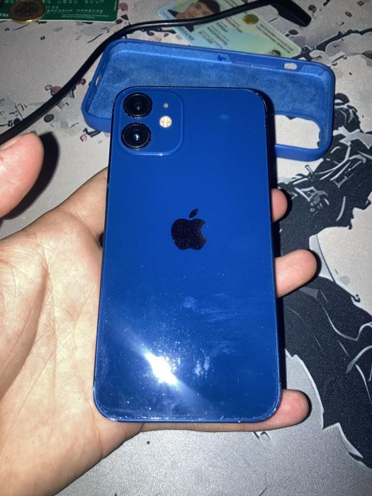 ПРОДАМ Айфон 12 мини