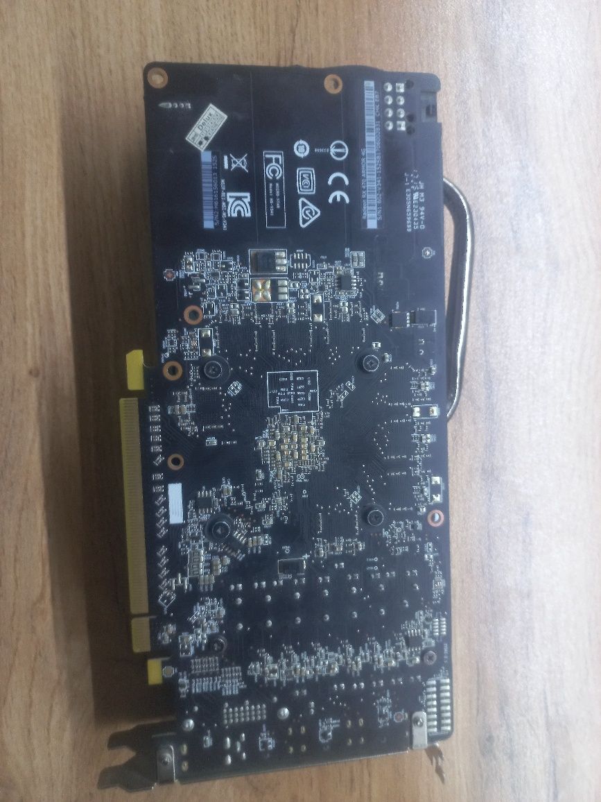MSI Radeon RX 470 ARMOR 4G