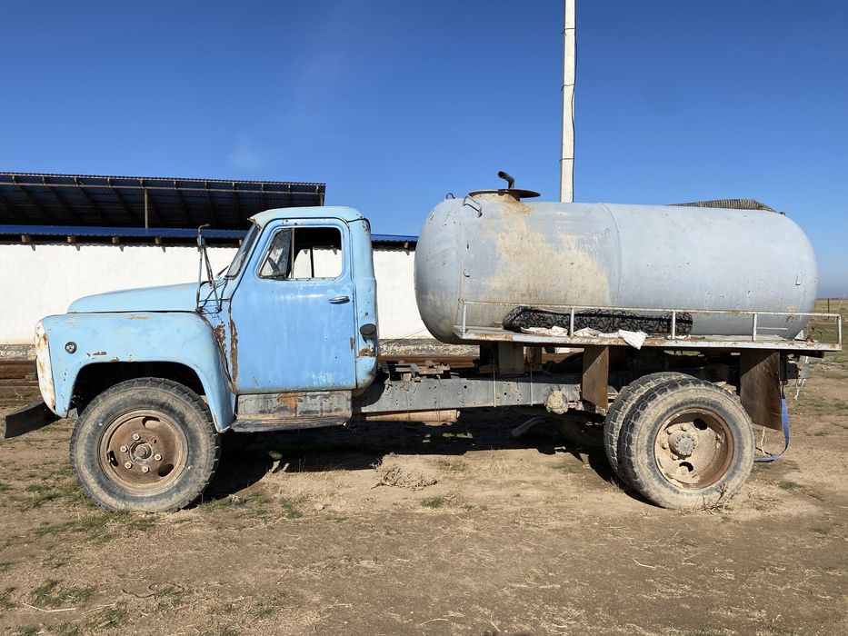 Продам газ 53 водовоз