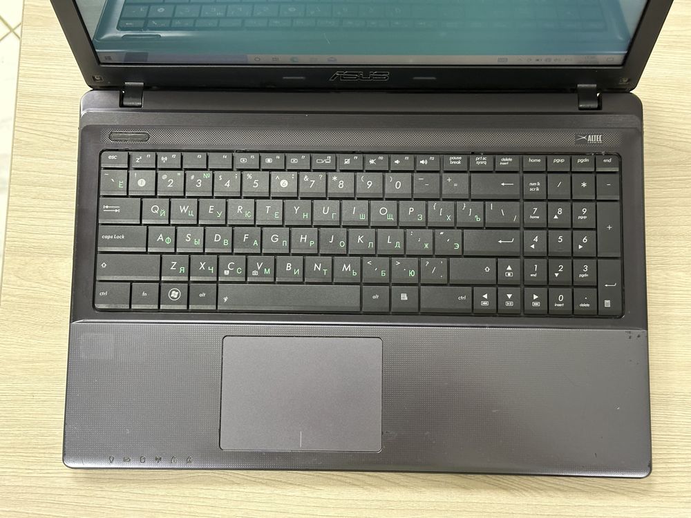 Ноутбук ASUS / Сore i5 / 8gb ОЗУ / новая батарея / kaspi 0-0-12