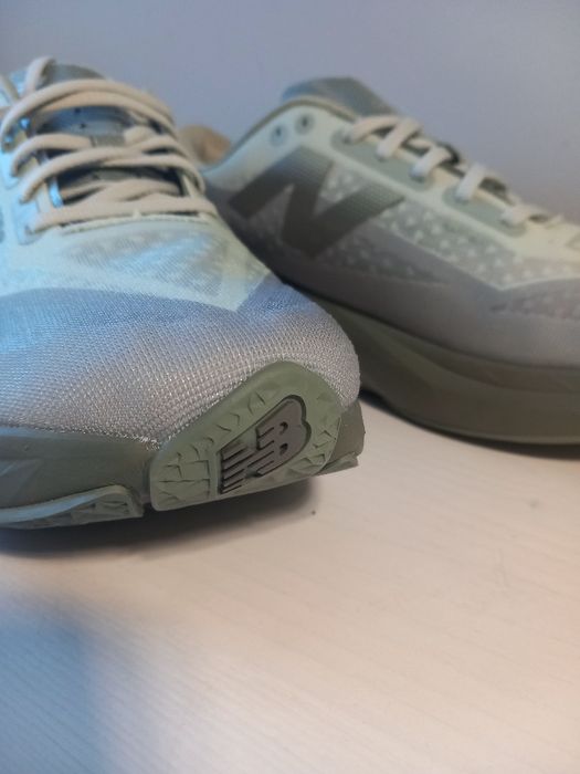 New balance Rebel V4