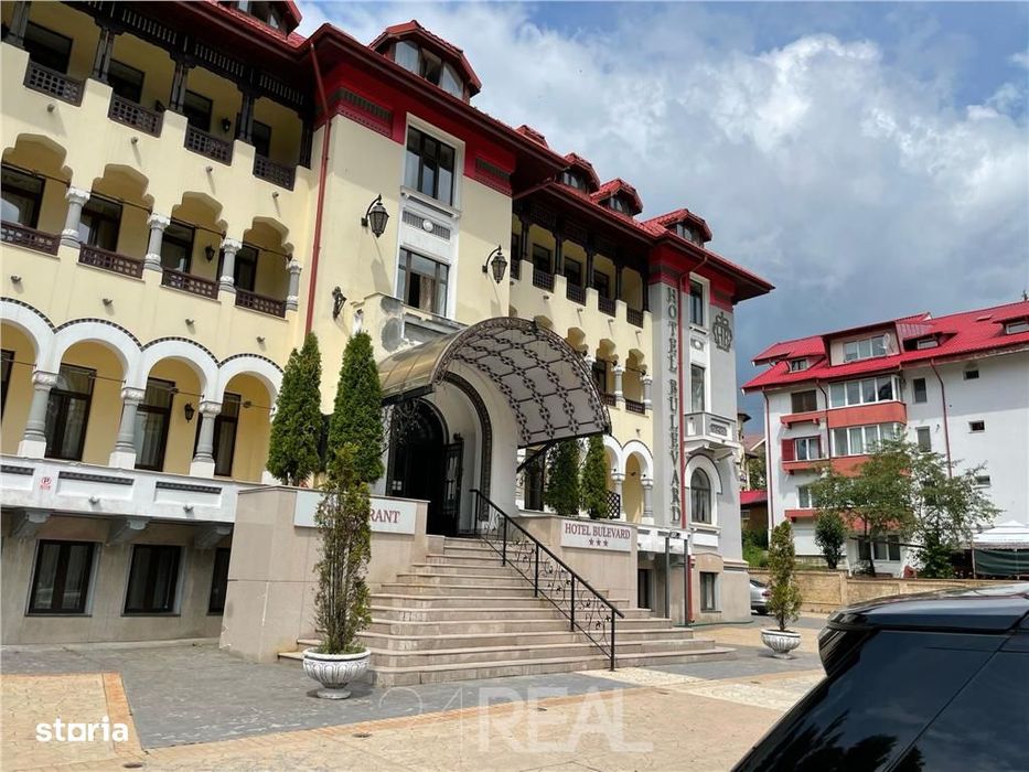 Hotel de vanzare in Predeal potrivit pentru investitie