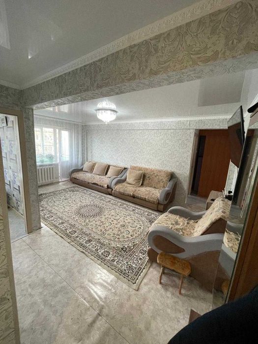 3-комнатная «распашонка» у набережной Ульбы — заезжай и живи!