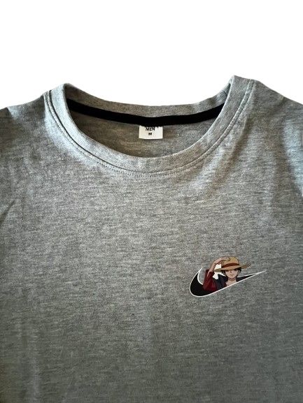 Vând tricou Nike x One Piece