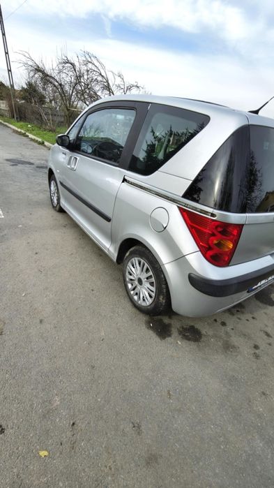 Vând sau Schimb Peugeot 1007 1.4 benzina