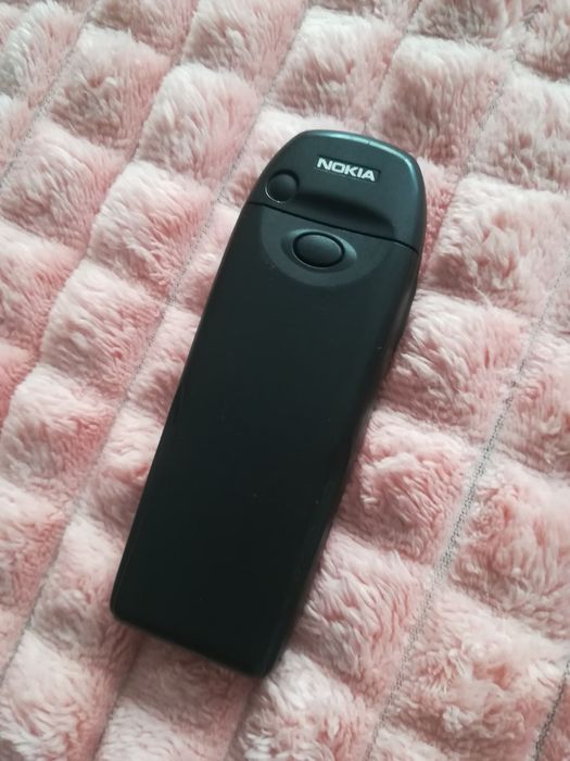 Legendarul Nokia 6310i + incarcator, functioneaza foarte bine! Necodat