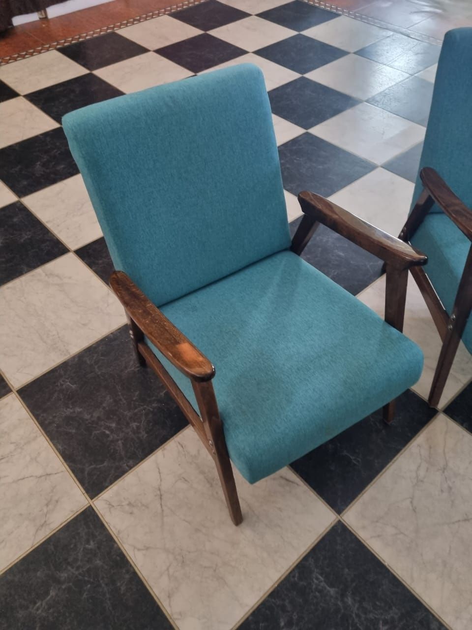Кресла отреставрированные