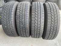 4x 215 75 16C Goodyear Ultragrip (Anvelope iarna )