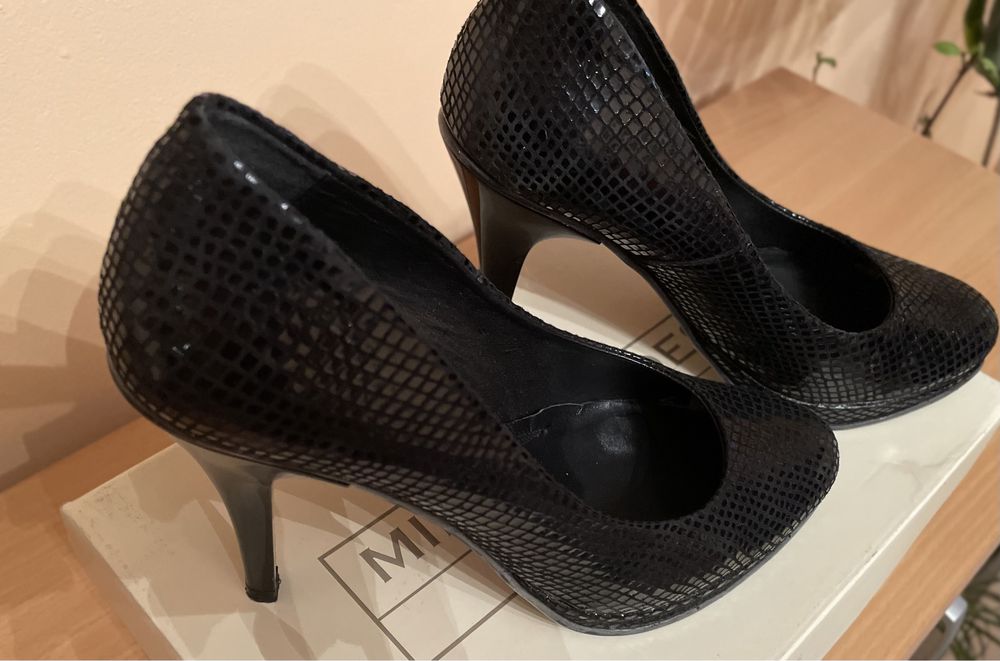 Дамски обувки естествена кожа