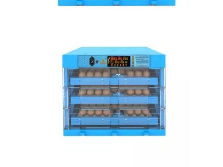 Инкубатор сотилади