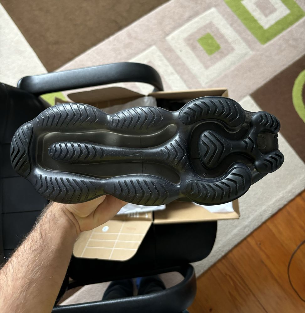 Nike Air Max Scorpion Flyknit Triple Black 44