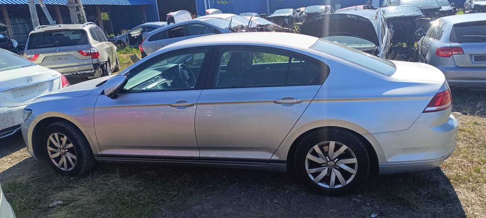 Dezmembrez VW Passat B8  1.6 tdi 2016