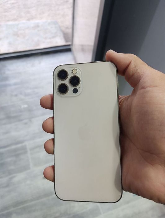 iPhone 12pro 128gb sotiladi
