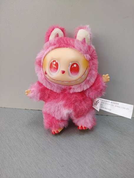 Labubu Big into Energy 17cm, Лабубу ключодържател, Pop Mart