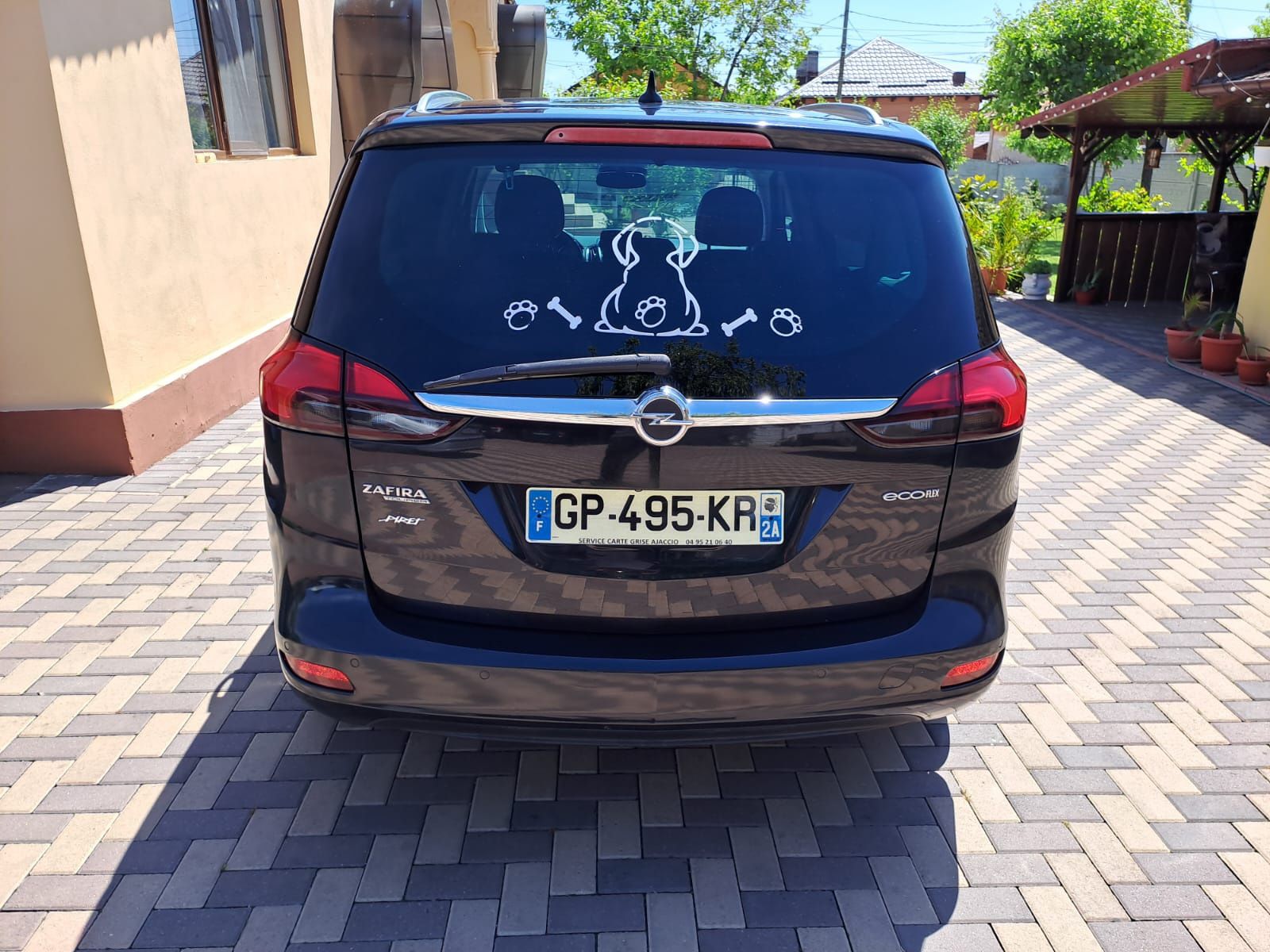 Opel zafira 2.000