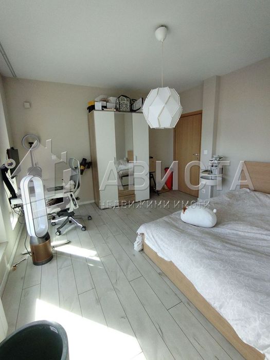 Дава се под наем Тристаен апартамент в София, Център - 135 кв.м за 1000 € - Снимка #5