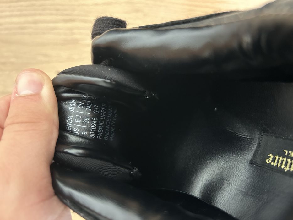 Pantofi juicy couture marimea 39