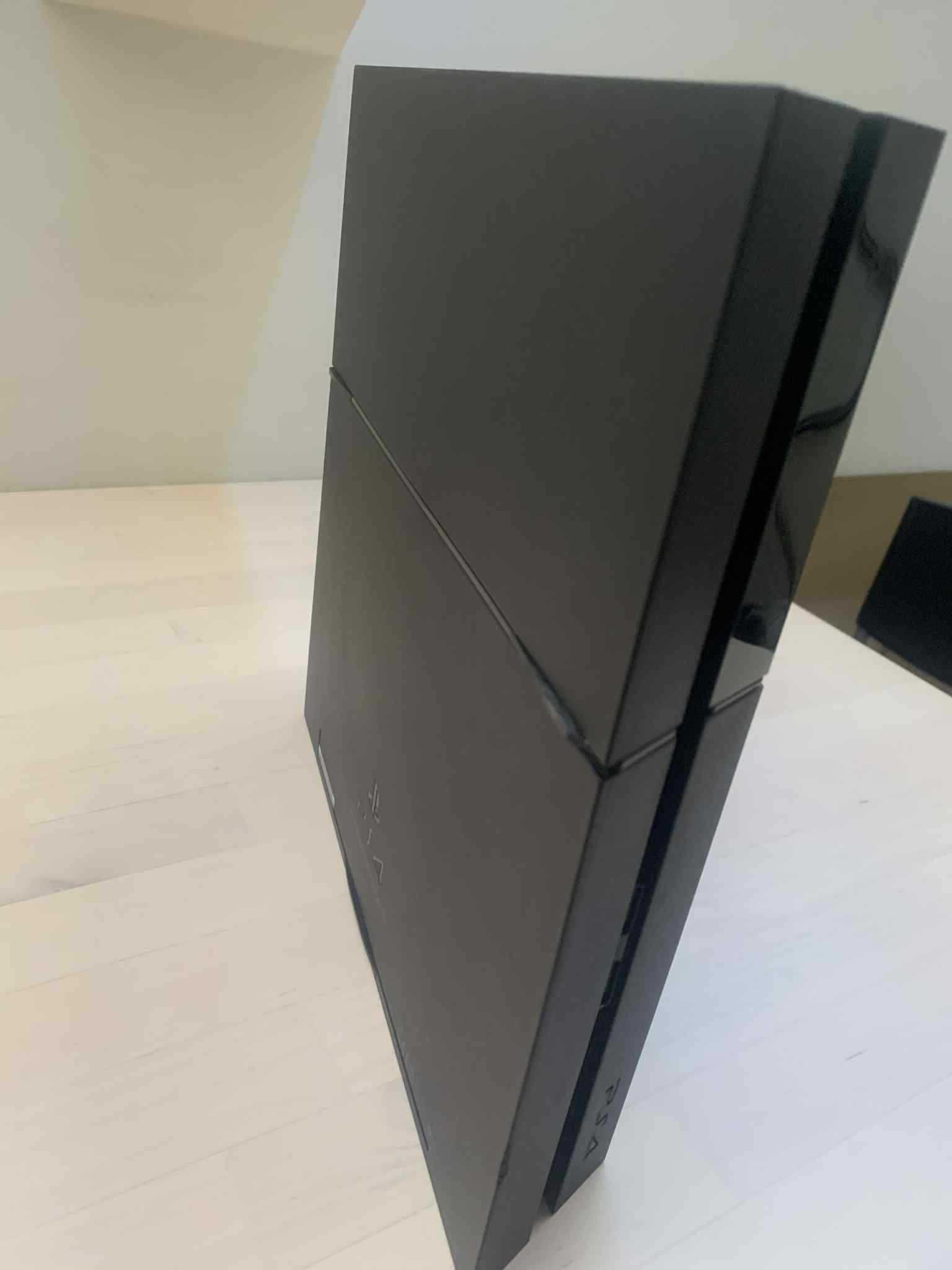 PlayStation 4 PS4