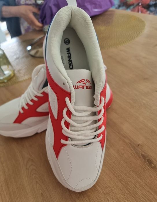 Adidasi fitness/ jogging NOI marimea 42