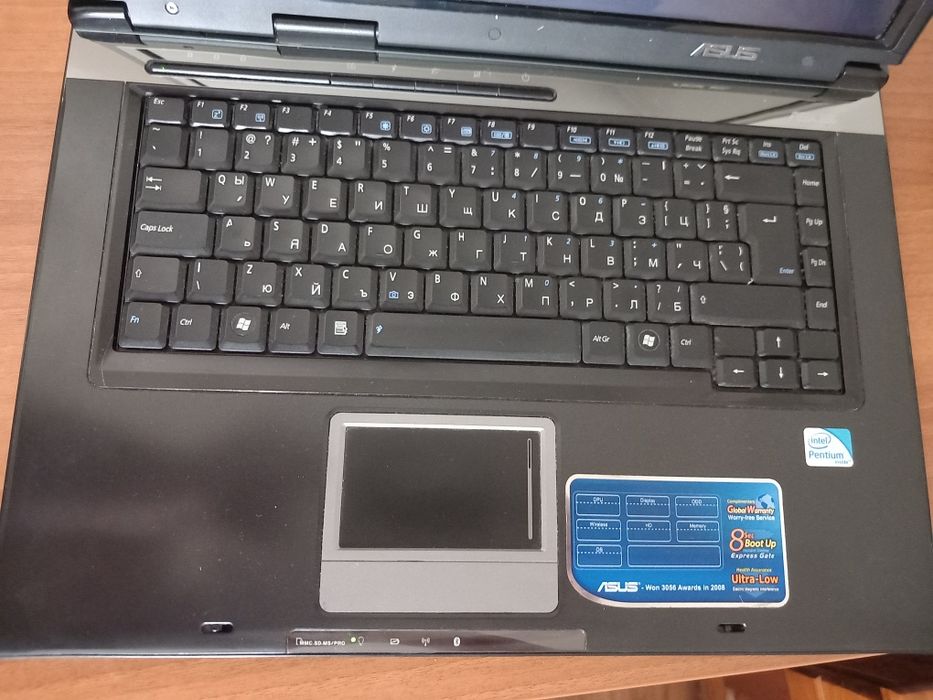 Лаптоп ASUS - PRO55G