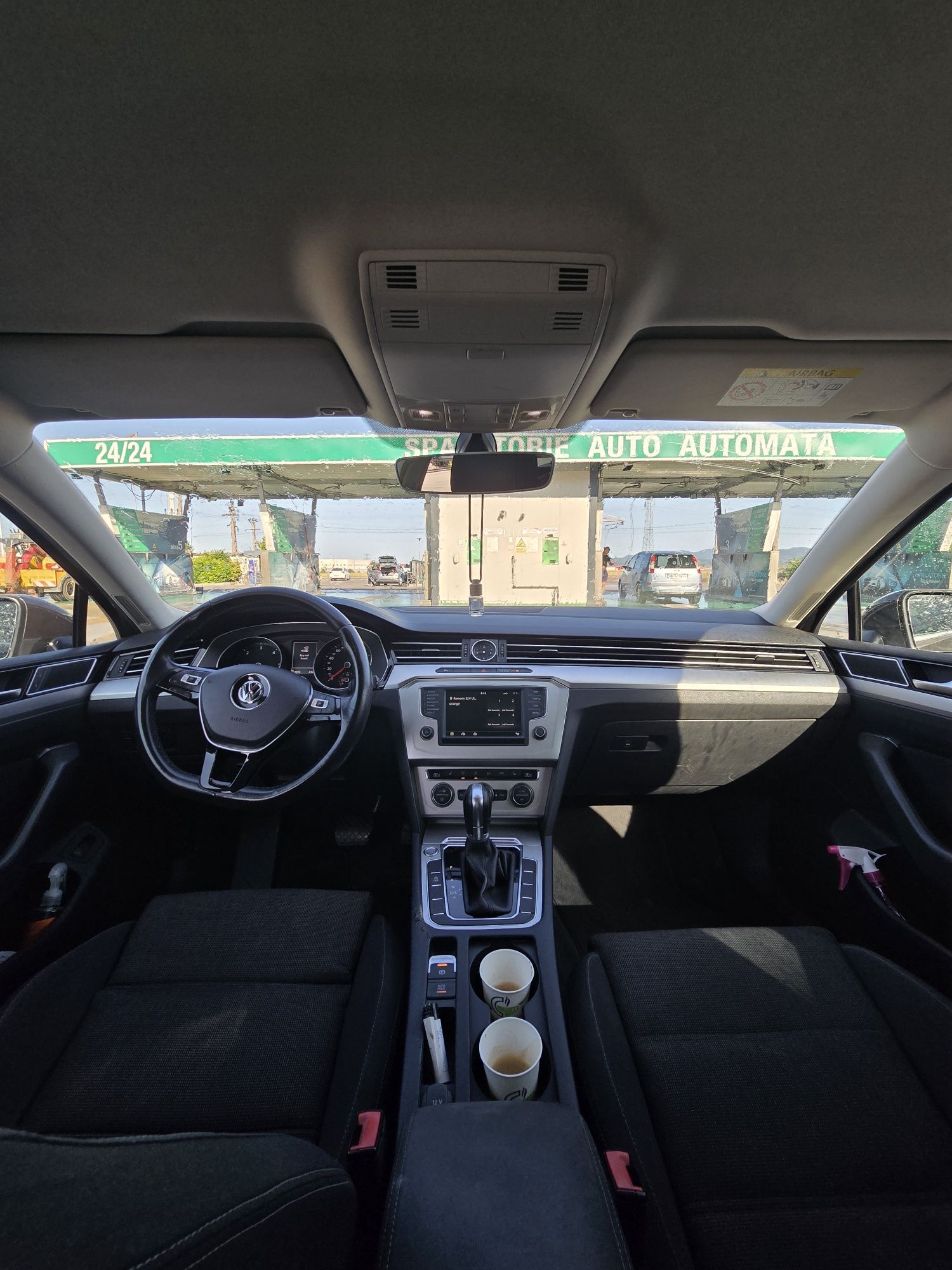 Volkswagen PASSAT B8 2015