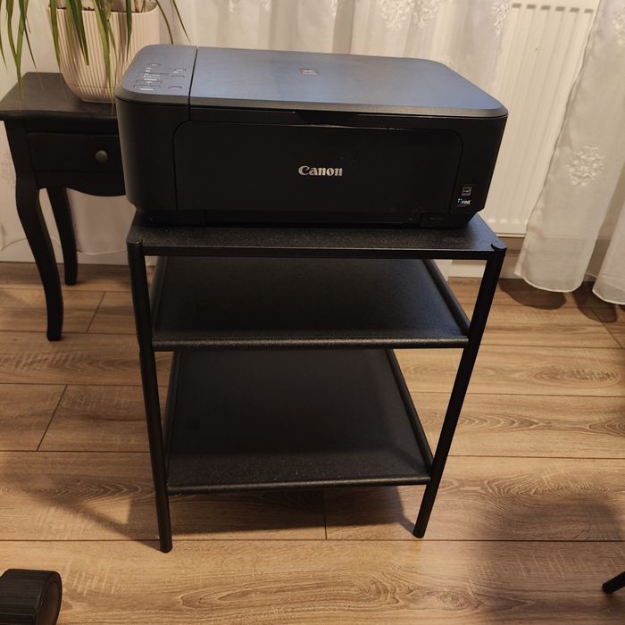 Corp metalic cu etajere, IKEA