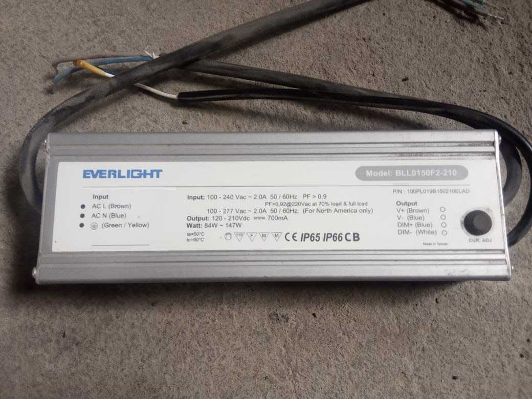 Led драйвер (блок питания 150w) 700ma 120-210vdc лед драйвер 150 ватт