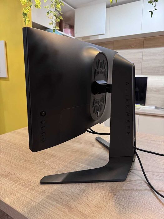 Monitor Alienware 25"