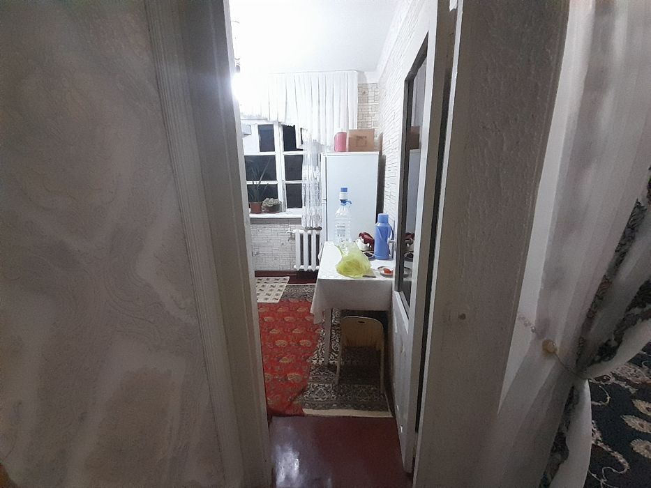 Продается кавртира в раене азиз базар