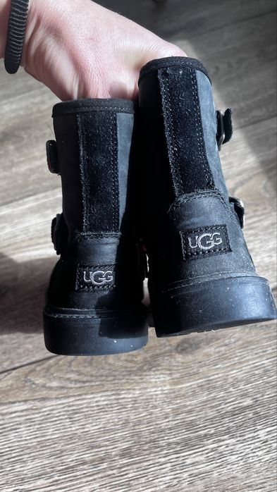 Ghete UGG copii, marime 23,5