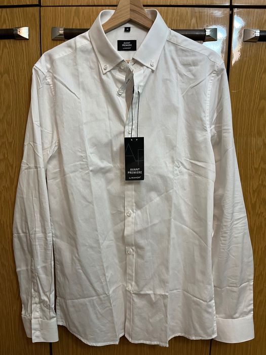 Мъжка бяла риза     .