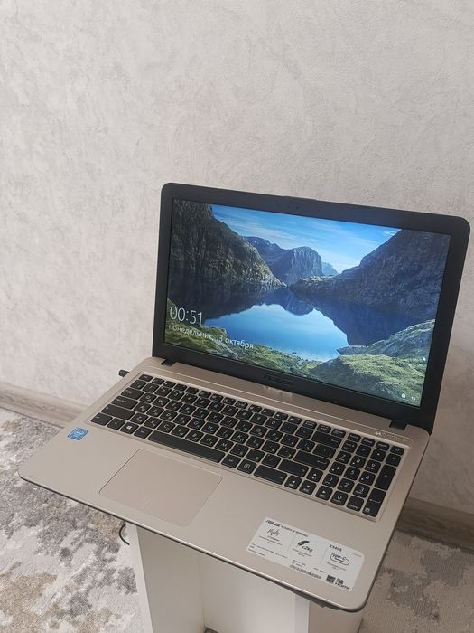 ноутбук Asus Kaspi 0024