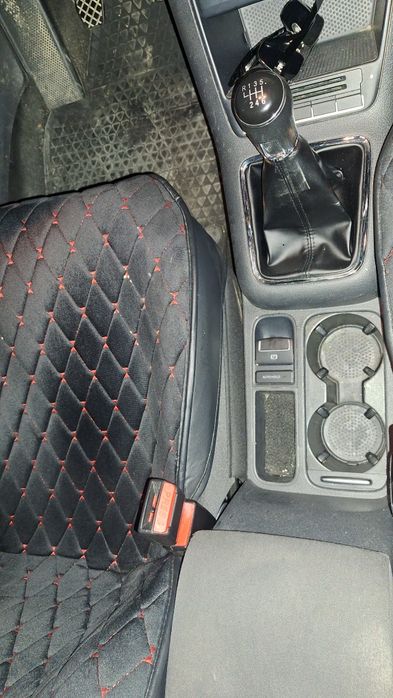 Vând Volkswagen Tiguan an 2012