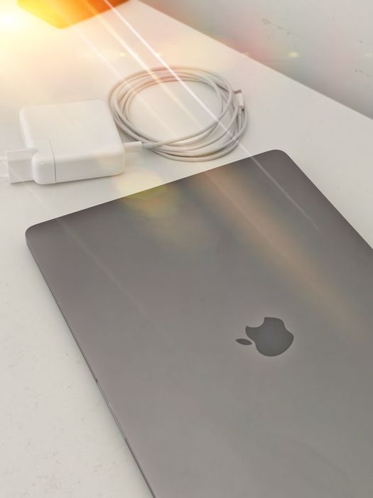 MacBook Pro Обмен iPhone