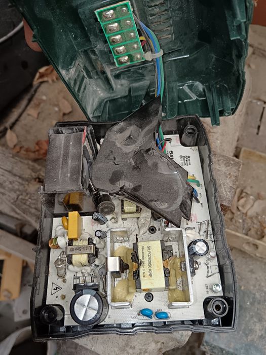 Încărcător Metabo defect ,piese